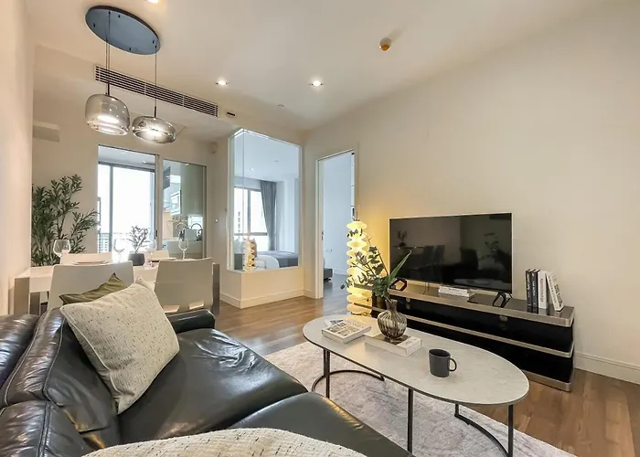 Near Bts L Sukhumvit L Pool And Garden L Sontana