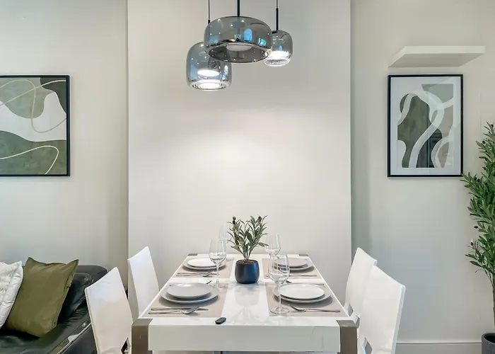 Near Bts L Sukhumvit L Pool And Garden L Sontana شقة بانكوك