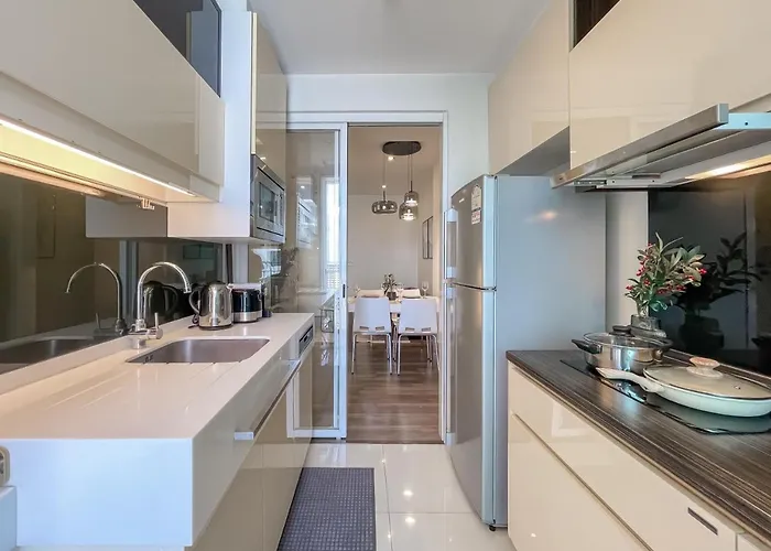 Near Bts L Sukhumvit L Pool And Garden L Sontana شقة بانكوك