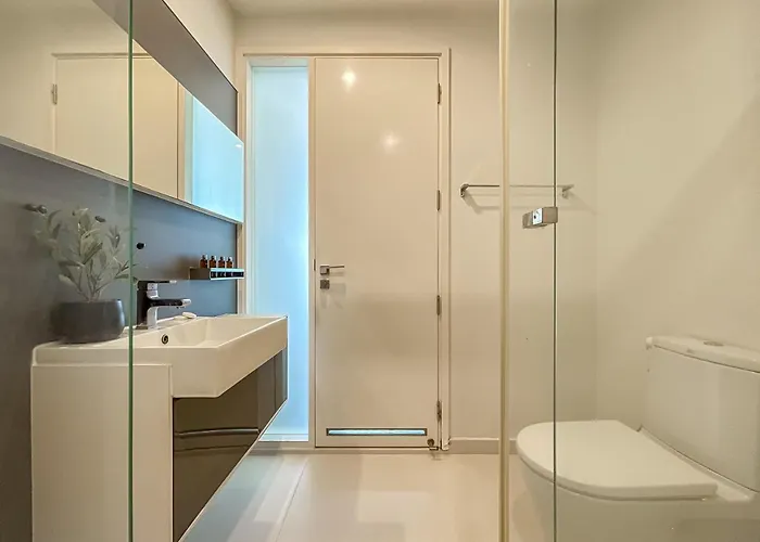 Near Bts L Sukhumvit L Pool And Garden L Sontana