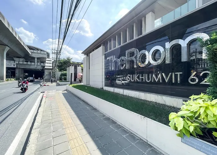 Near Bts L Sukhumvit L Pool And Garden L Sontana شقة بانكوك